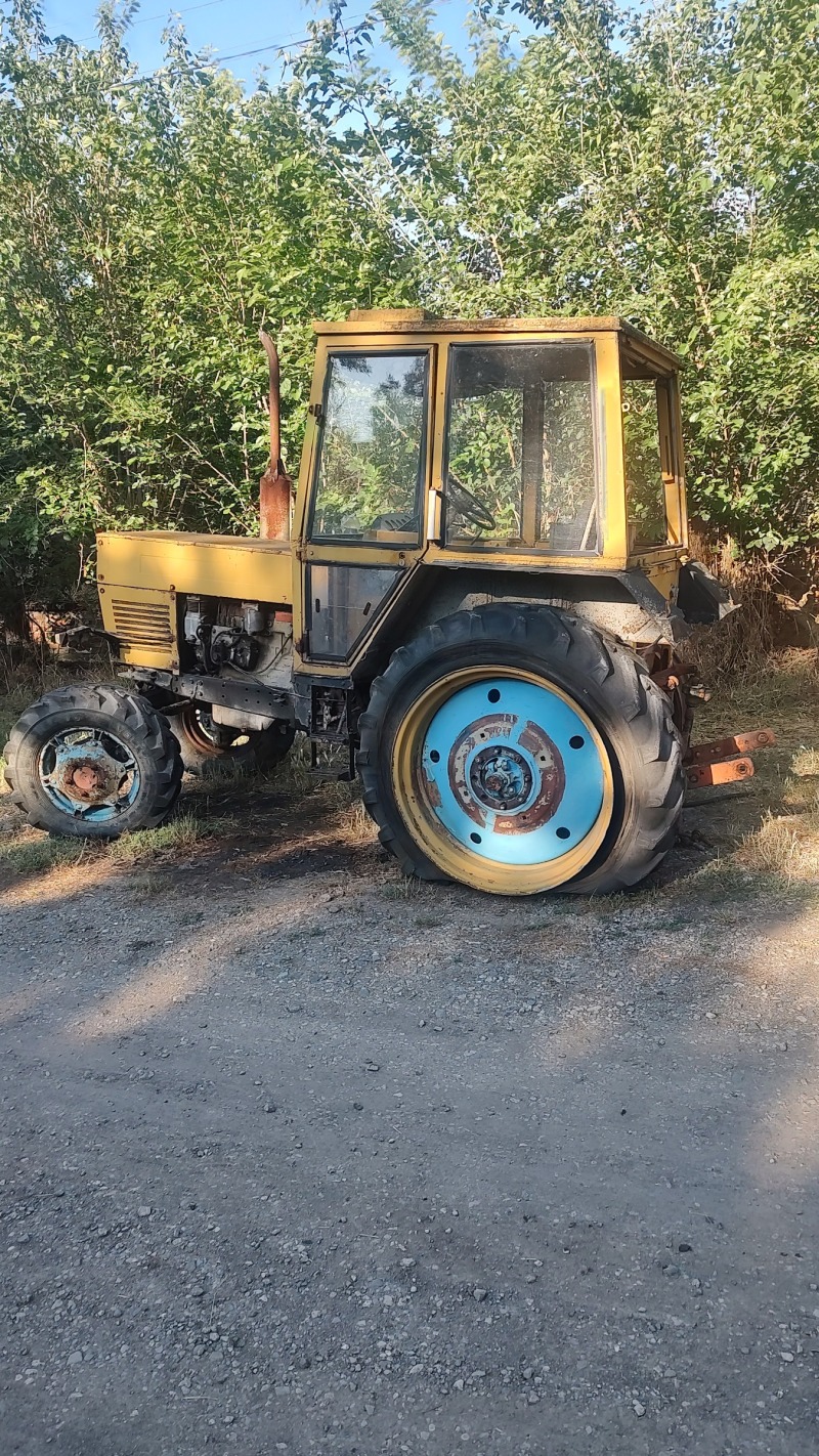 Трактор Болгар, снимка 15 - Селскостопанска техника - 45943251