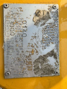 ������� Komatsu  ������� | Mobile.bg � ����� ������ 9