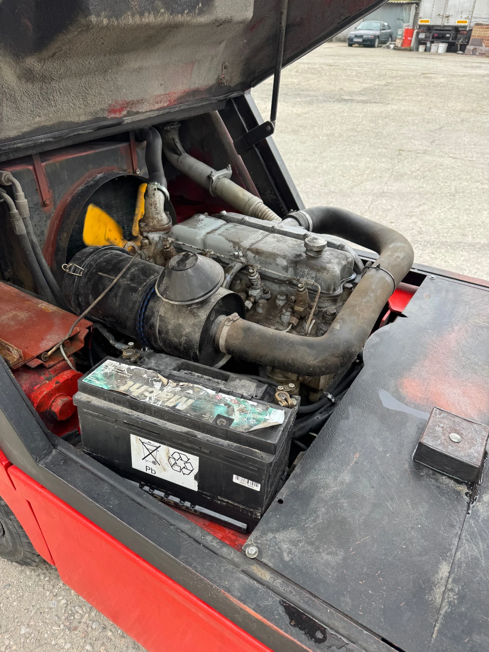 Мотокар BT Перкинс, снимка 10 - Индустриална техника - 54265409