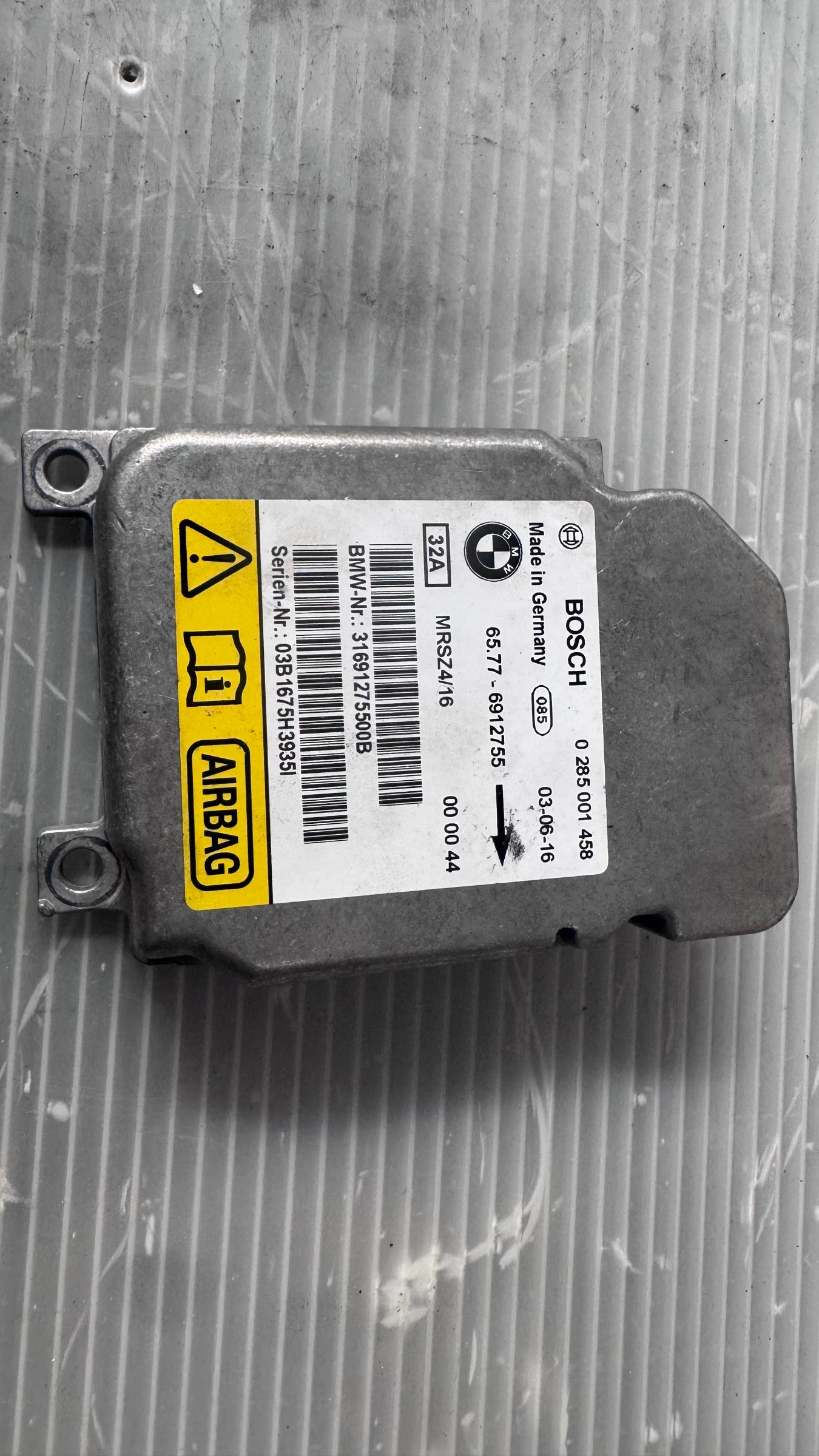 Airbag  /  /  a BMW E46 - 65.77-6912755 / 0285001458 | Mobile.bg   2