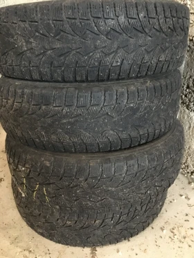 Гуми Зимни 225/75R16, снимка 1
