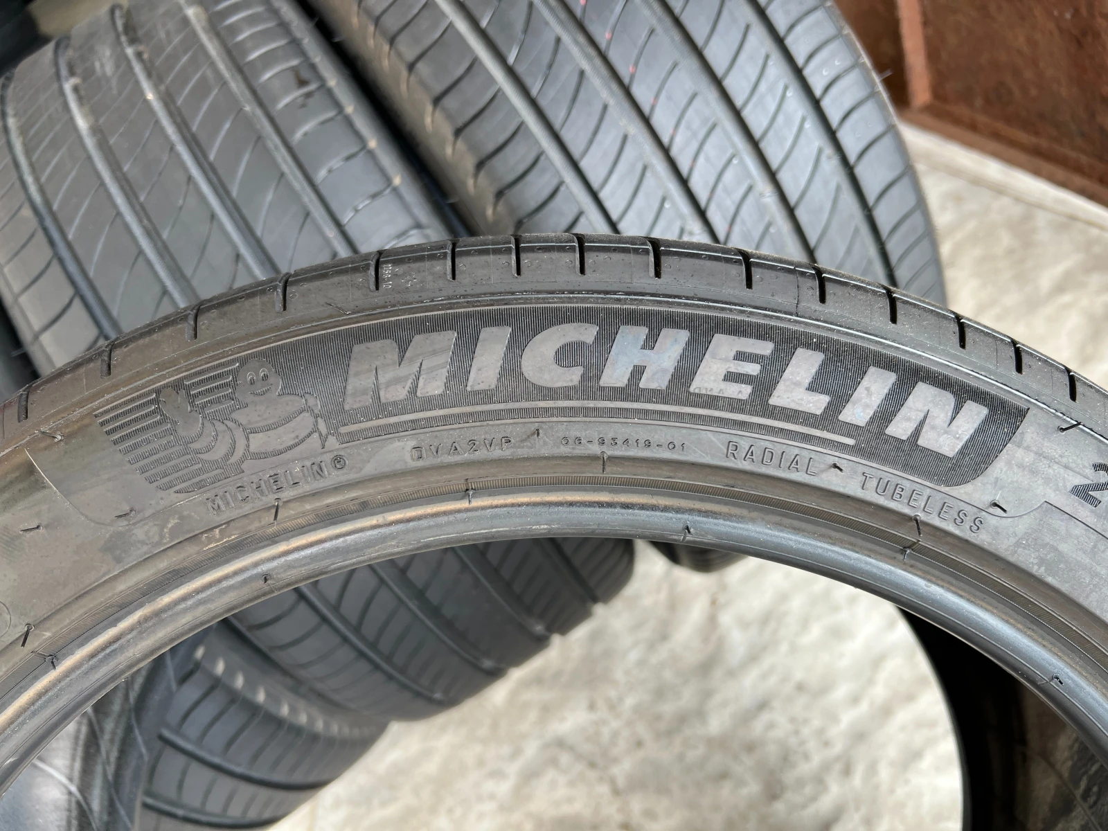  255/40R18 | Mobile.bg   13