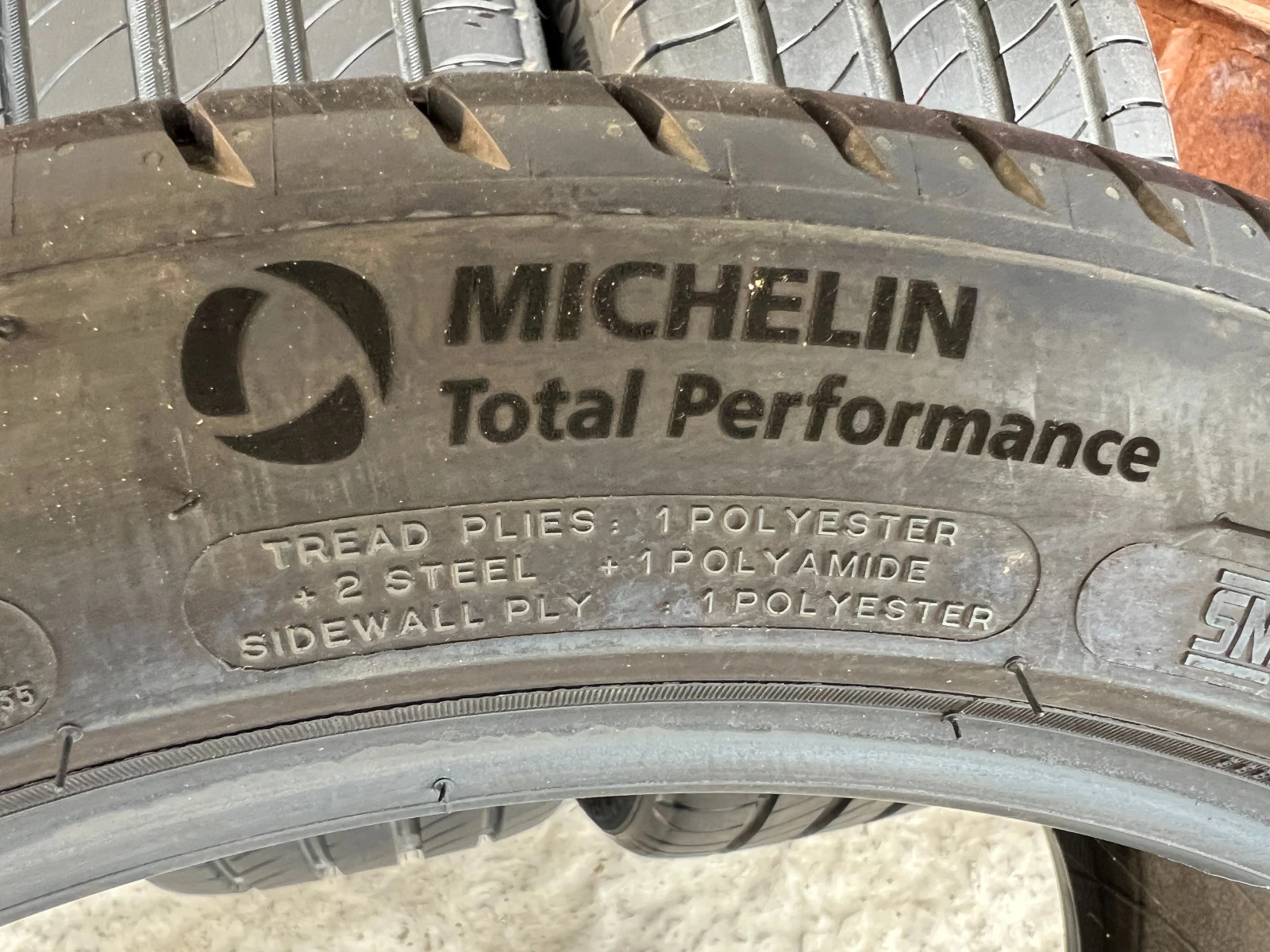  255/40R18 | Mobile.bg   14