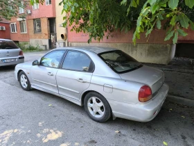 Hyundai Sonata 2.5 Газ Автомат, снимка 2