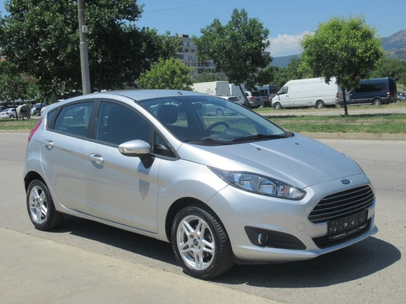 Ford Fiesta 1.4i Bi-fuel * Перфектен* , снимка 7 - Автомобили и джипове - 46277247