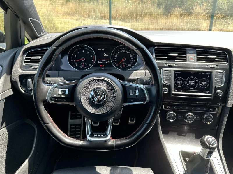 VW Golf GTI, снимка 12 - Автомобили и джипове - 46856777