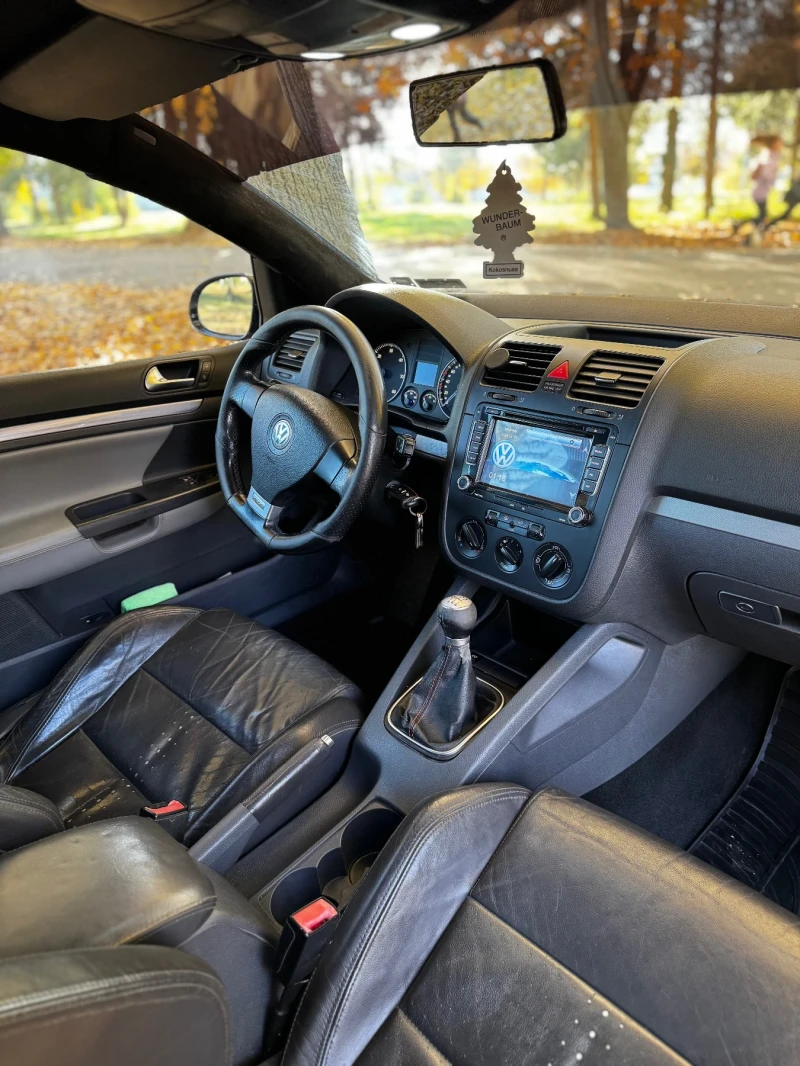 VW Golf 2.0 BMM, снимка 9 - Автомобили и джипове - 47814770