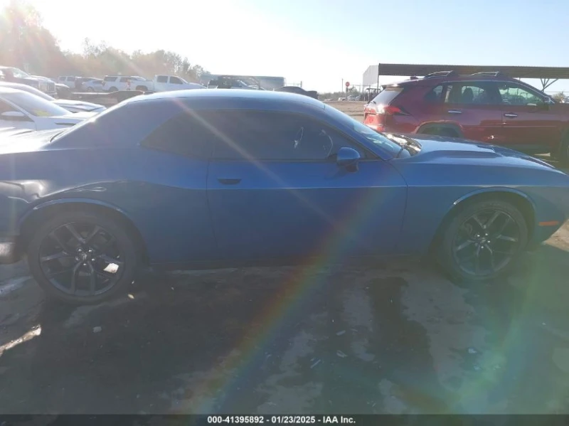 Dodge Challenger 3.6L V-6 DOHC, VVT, 303HP Rear Wheel Drive, снимка 6 - Автомобили и джипове - 49375226