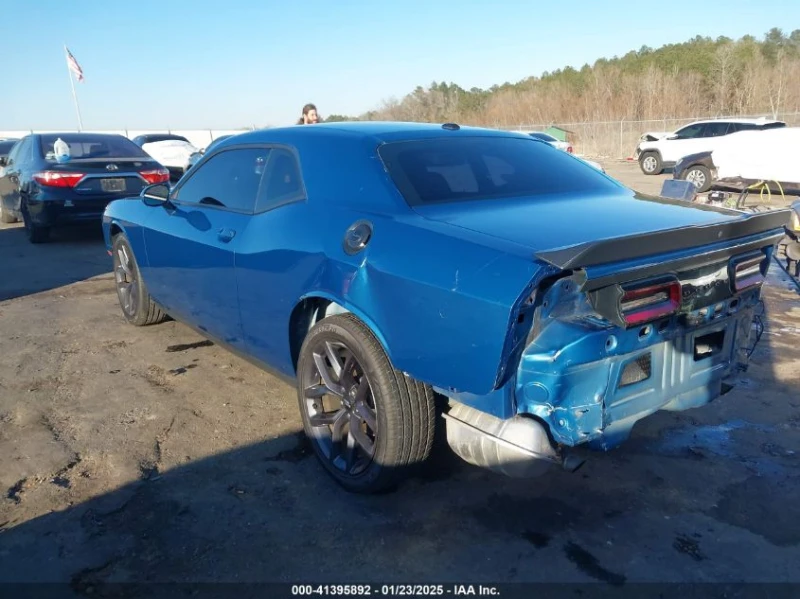 Dodge Challenger 3.6L V-6 DOHC, VVT, 303HP Rear Wheel Drive, снимка 9 - Автомобили и джипове - 49375226