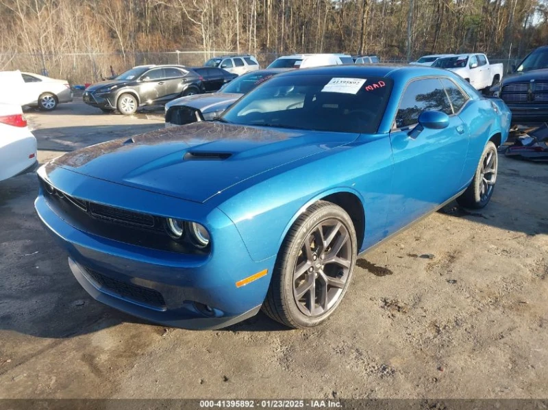 Dodge Challenger 3.6L V-6 DOHC, VVT, 303HP Rear Wheel Drive, снимка 2 - Автомобили и джипове - 49375226