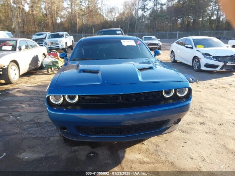 Dodge Challenger 3.6L V-6 DOHC, VVT, 303HP Rear Wheel Drive, снимка 5 - Автомобили и джипове - 49375226