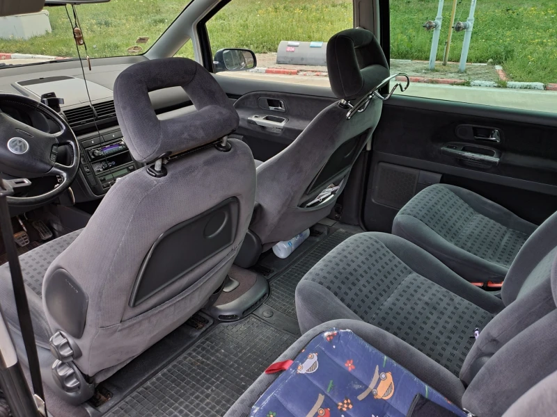 VW Sharan Family, снимка 7 - Автомобили и джипове - 52023291