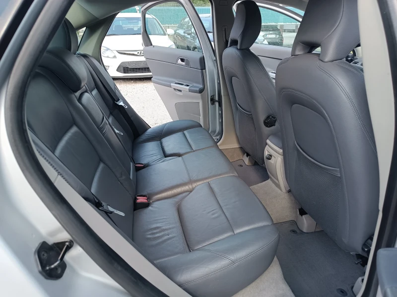 Volvo S40 2.5T Ръчна скоростна кутия !!!, снимка 13 - Автомобили и джипове - 51120285