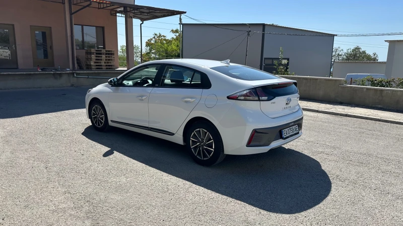 Hyundai Ioniq FACELIFT / В гаранция, снимка 7 - Автомобили и джипове - 52033210