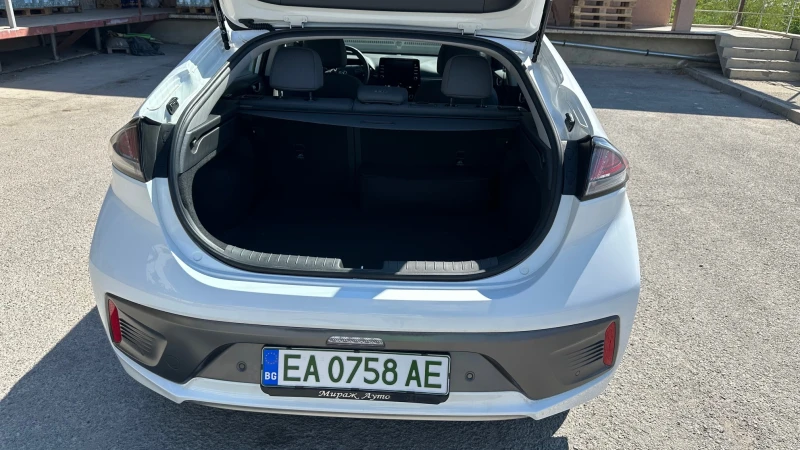 Hyundai Ioniq FACELIFT / В гаранция, снимка 9 - Автомобили и джипове - 52033210
