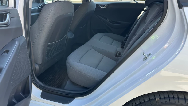 Hyundai Ioniq FACELIFT / В гаранция, снимка 14 - Автомобили и джипове - 52033210