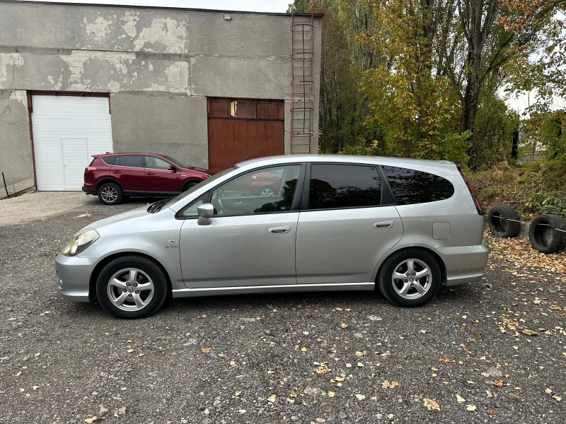 Honda Stream, снимка 4 - Автомобили и джипове - 51948192