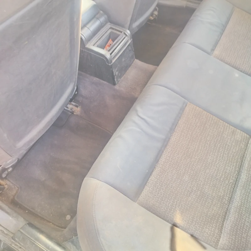 BMW 320 320, снимка 4 - Автомобили и джипове - 52355082