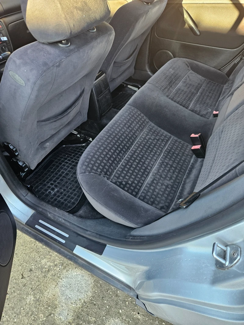 VW Passat 1.9 TDI, снимка 7 - Автомобили и джипове - 52514504