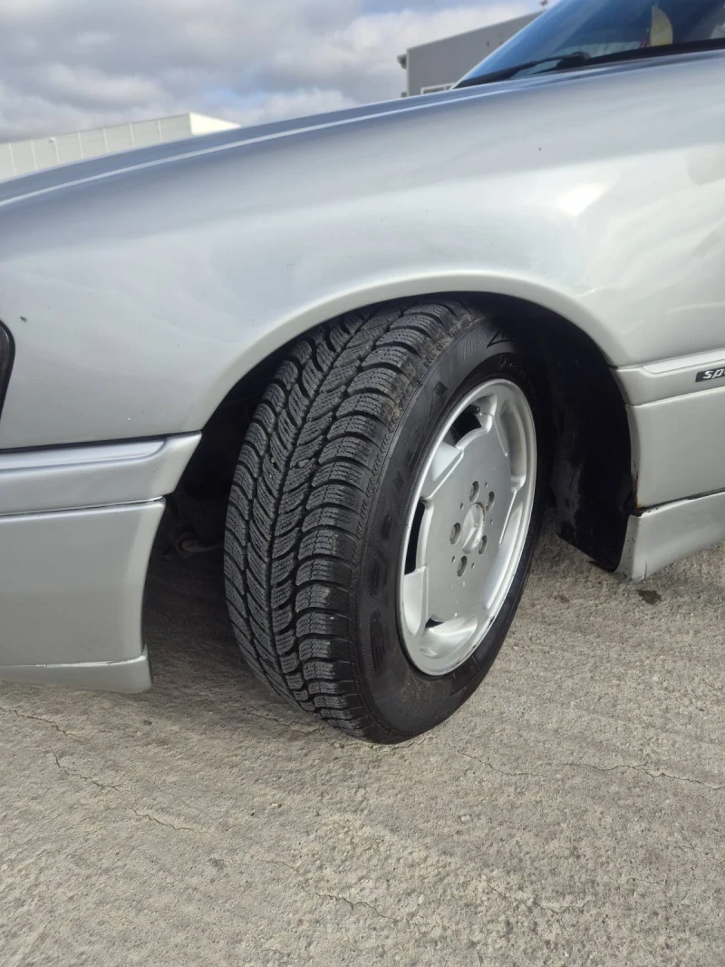 Mercedes-Benz C 220, снимка 7 - Автомобили и джипове - 52699088