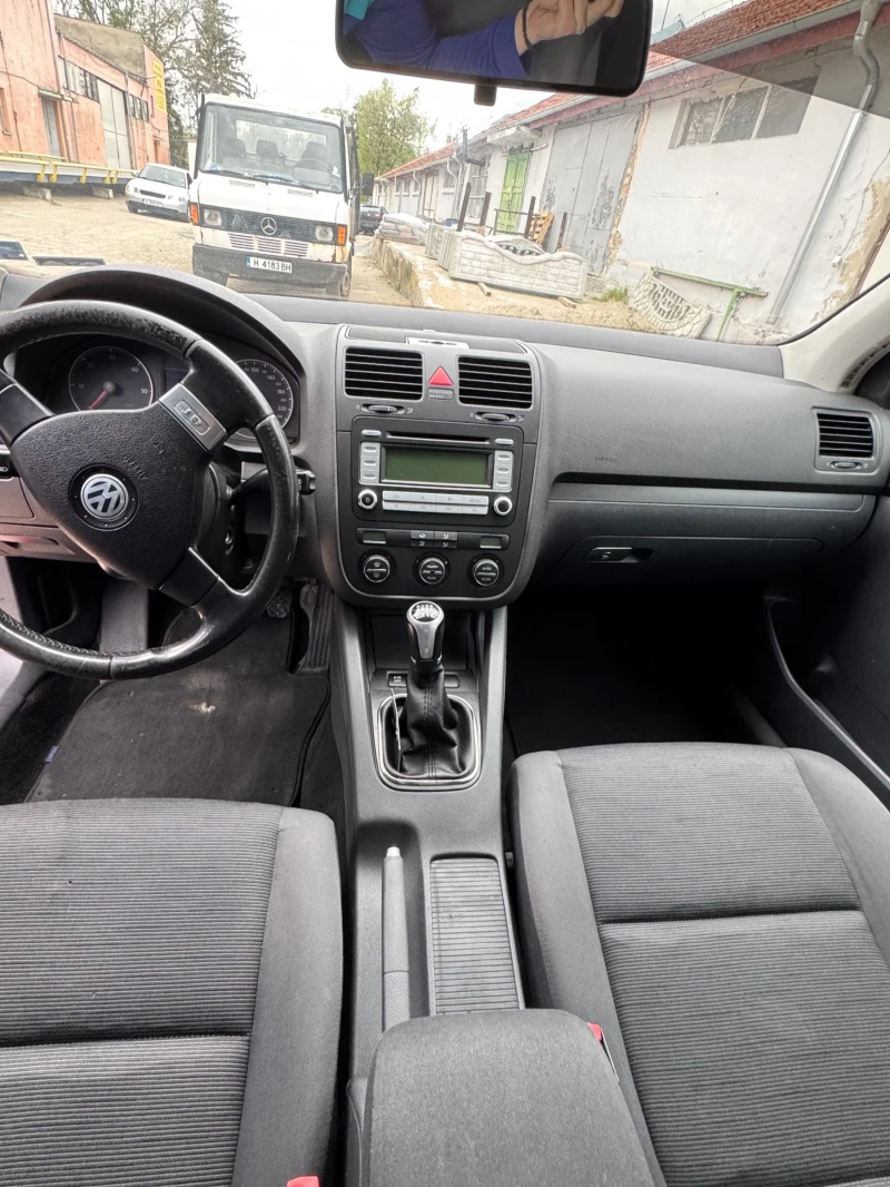 VW Golf, снимка 8 - Автомобили и джипове - 52888532