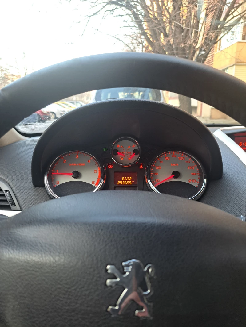 Peugeot 207 1.4 HDI, снимка 2 - Автомобили и джипове - 52913963