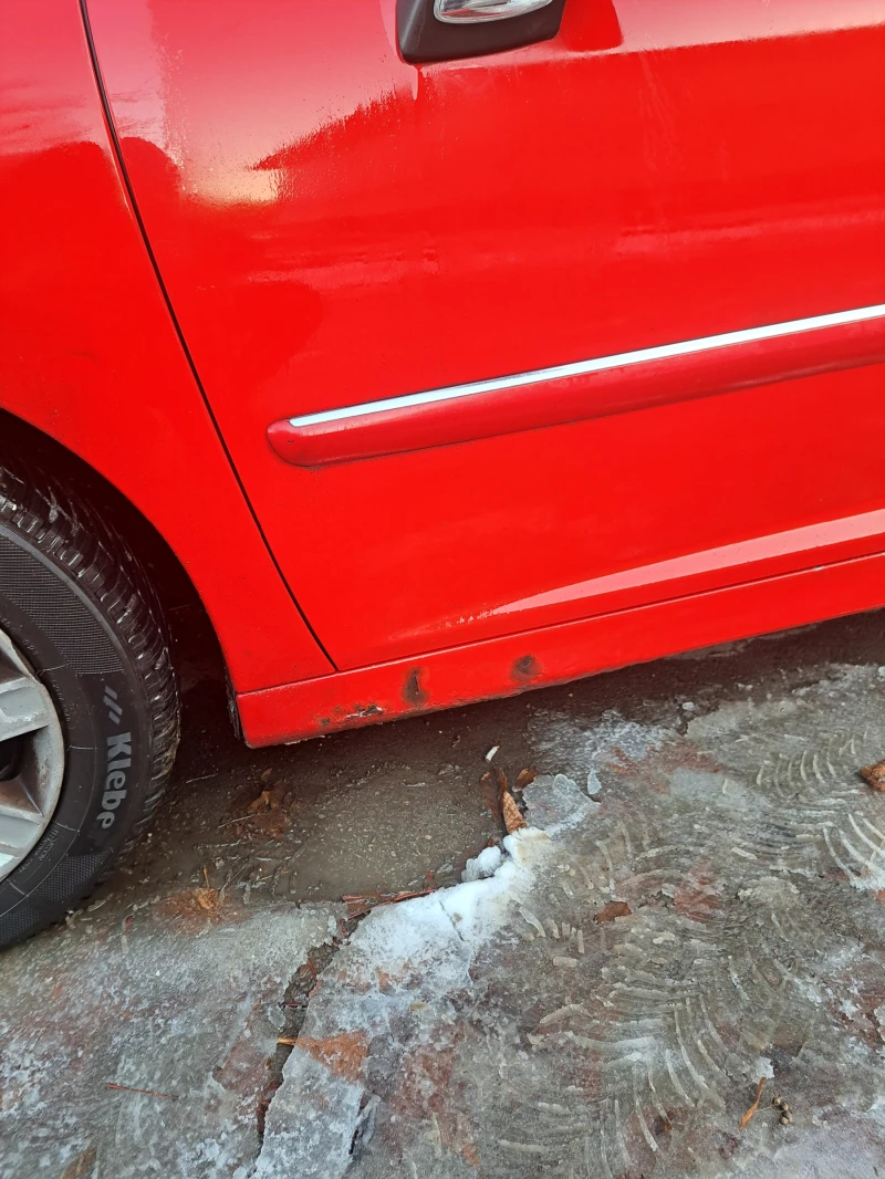 Peugeot 207 1.4 HDI, снимка 8 - Автомобили и джипове - 52913963