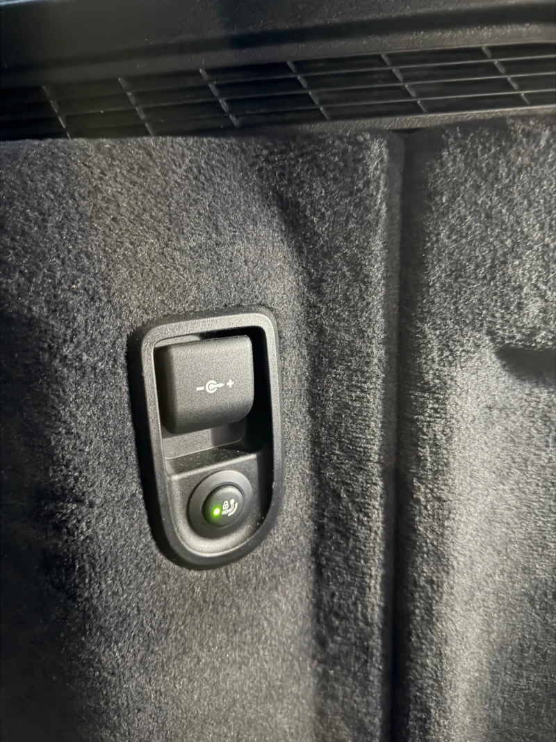 BMW 530 D Face LuxuryLine HUD 360 Distronic Pano САТЕН, снимка 14 - Автомобили и джипове - 52941071