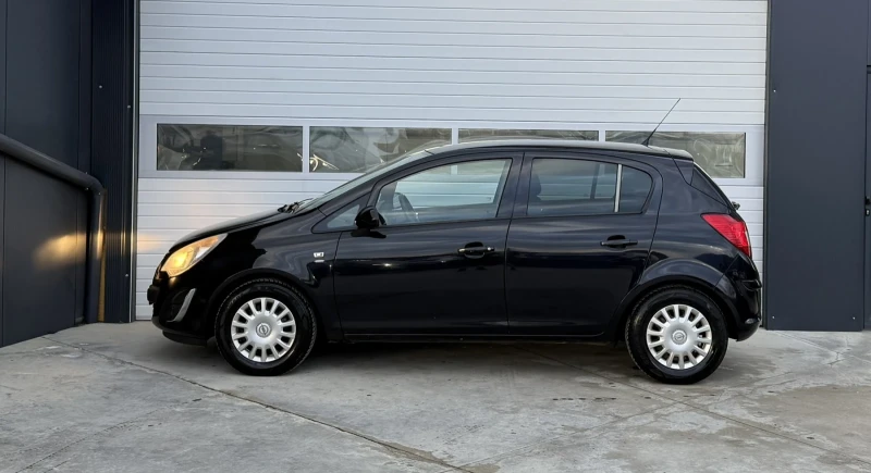 Opel Corsa, снимка 3 - Автомобили и джипове - 53470954