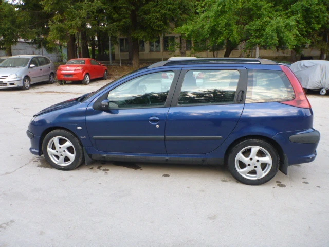 Peugeot 206 2.0 HDI, снимка 6 - Автомобили и джипове - 47613849