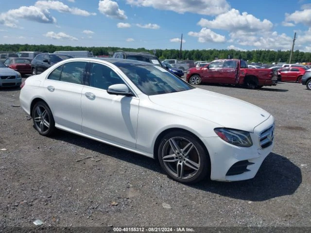 Mercedes-Benz E 300 2018 MERCEDES-BENZ E 300 4MATIC, снимка 1 - Автомобили и джипове - 48630026