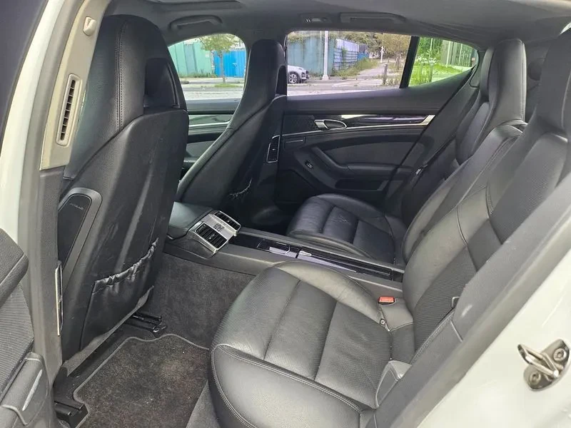 Porsche Panamera 3.6 AWD - САМО 30% АВАНС, снимка 9 - Автомобили и джипове - 56255542