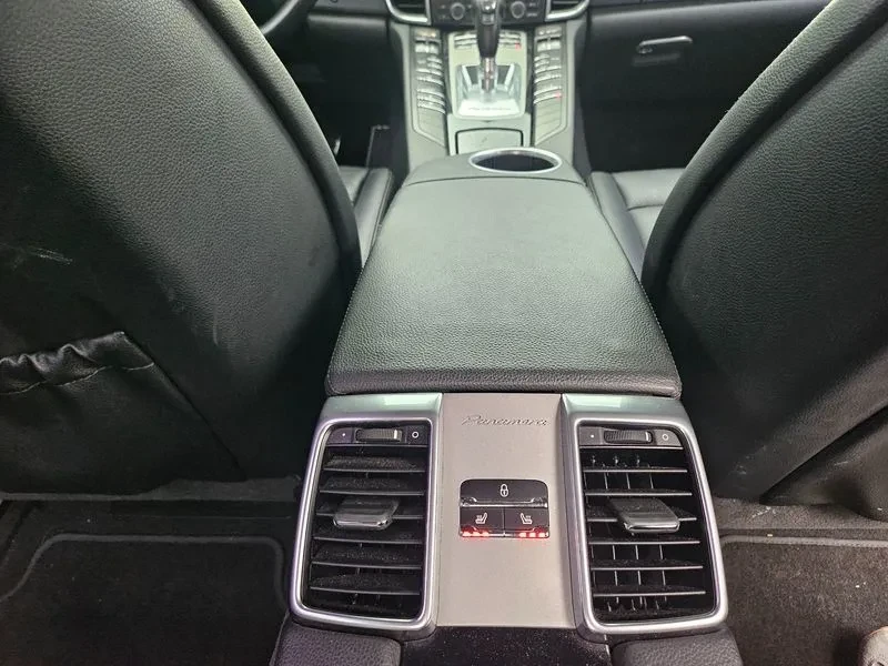 Porsche Panamera 3.6 AWD - САМО 30% АВАНС, снимка 14 - Автомобили и джипове - 56255542
