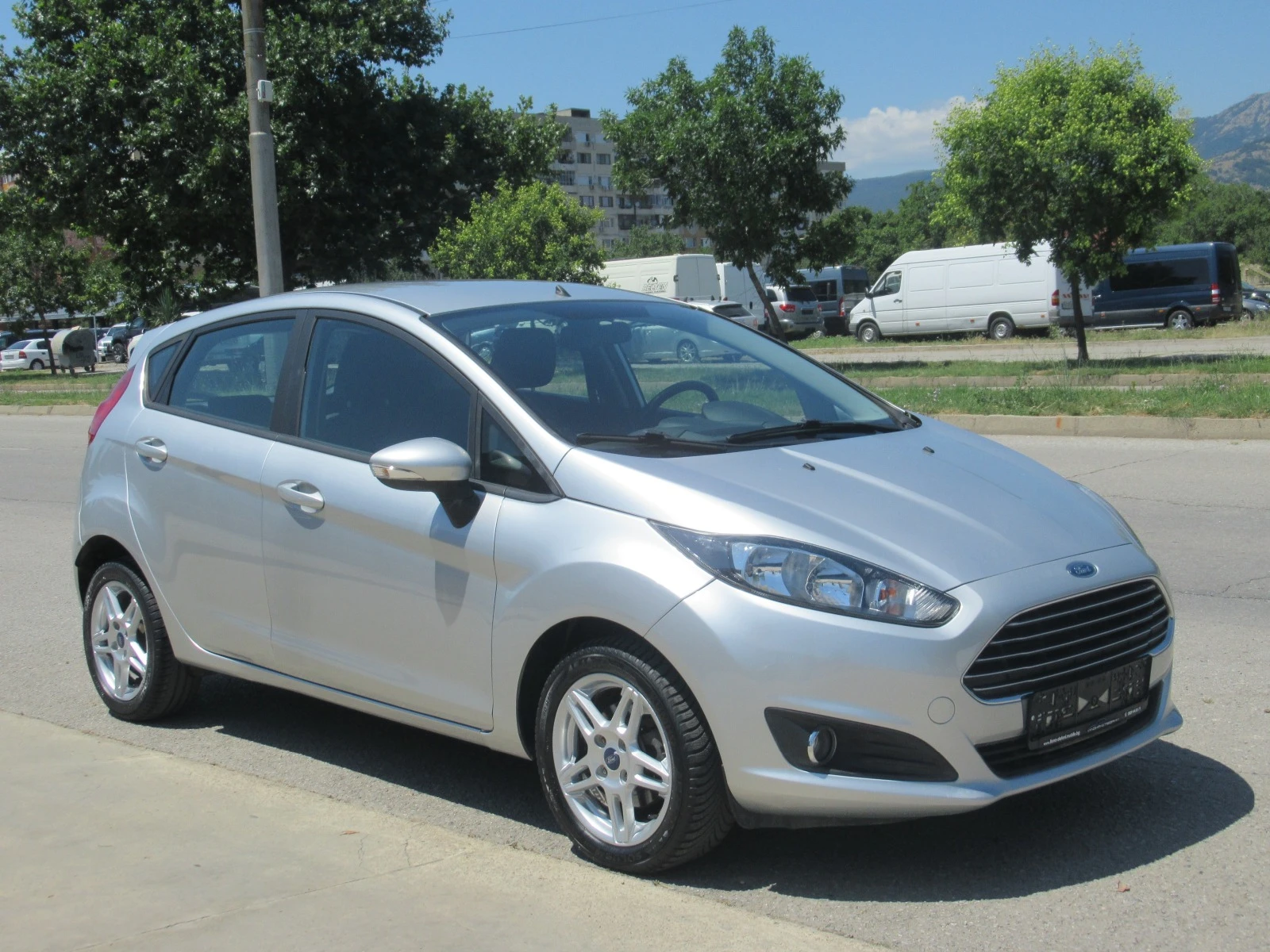 Ford Fiesta 1.4i Bi-fuel * Перфектен*  - изображение 7