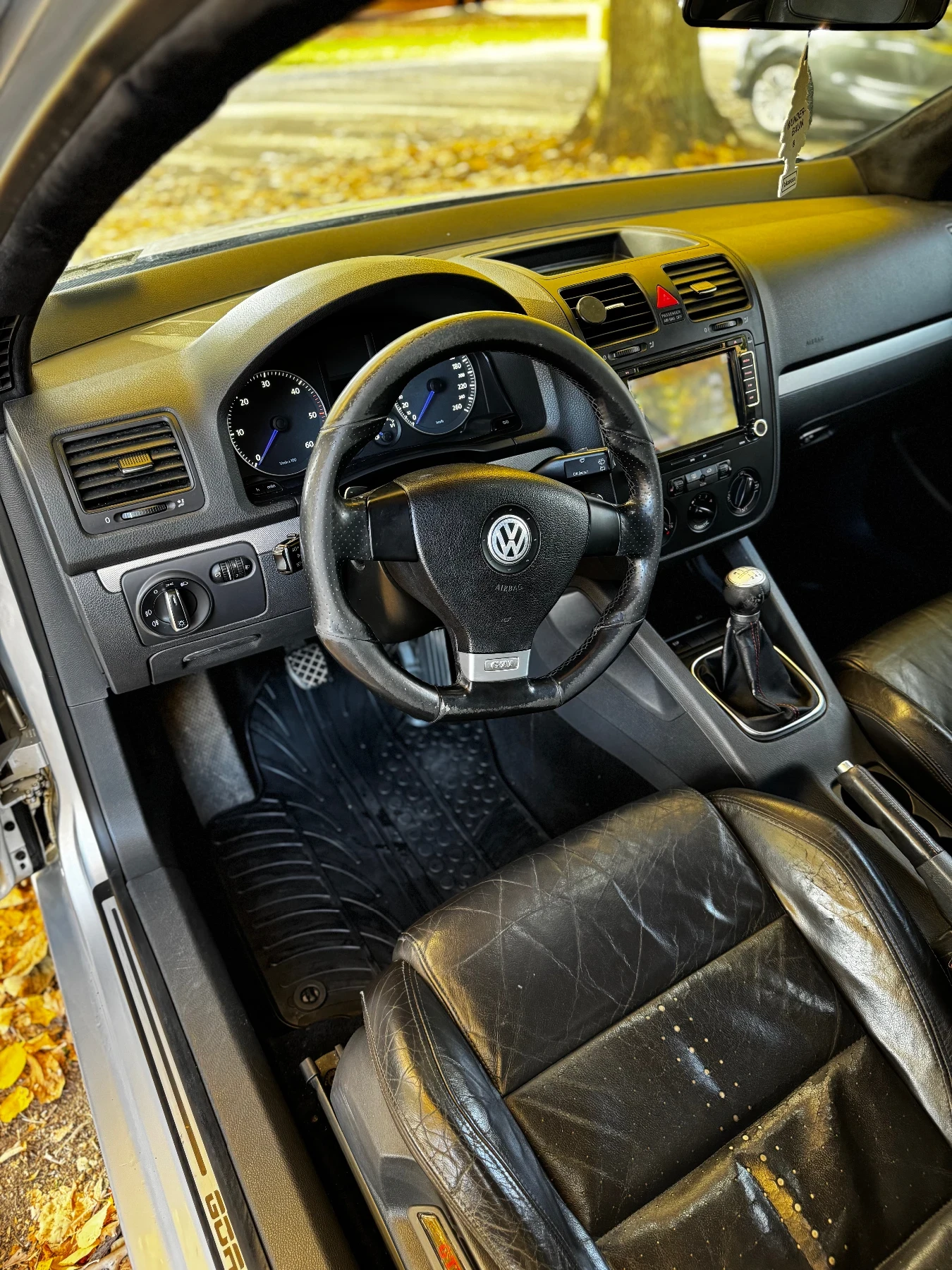 VW Golf 2.0 BMM - изображение 8