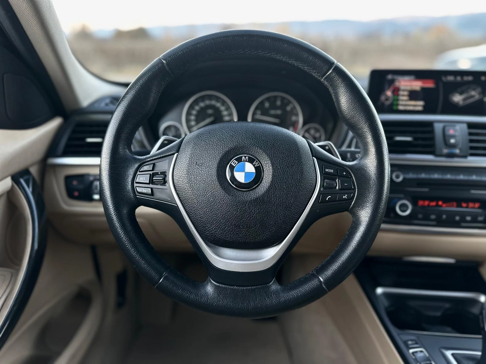 BMW 335 3.0D 44/142000 km/  | Mobile.bg   12