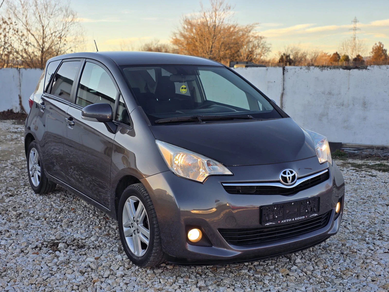 Toyota Verso S 1.33i * NAVI* КАМЕРА* SWISS* FULL*  - изображение 3