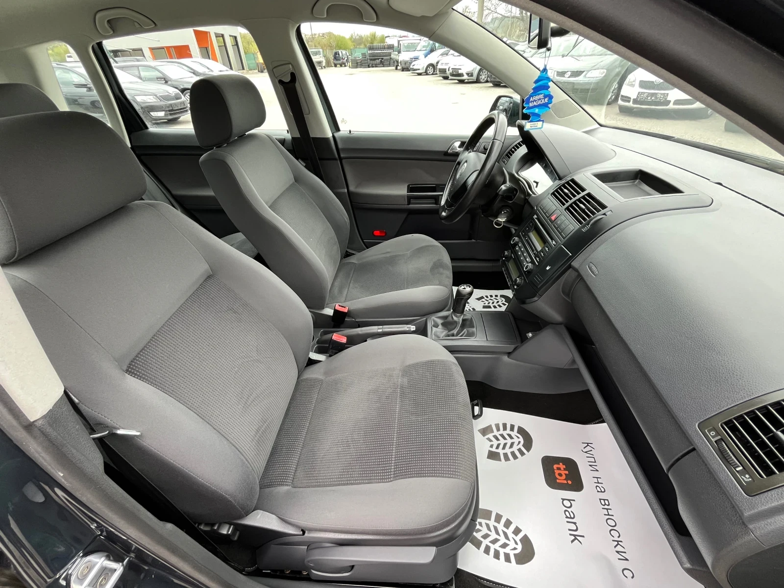 VW Polo 1.2i ОБСЛУЖЕНА  - изображение 10