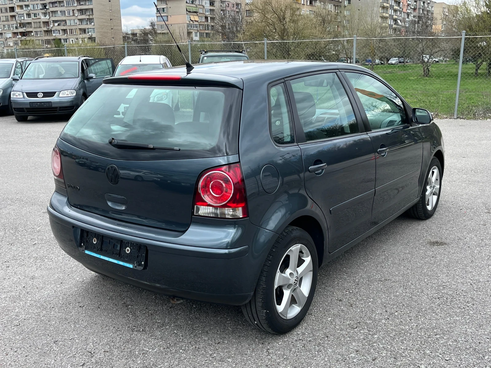 VW Polo 1.2i ОБСЛУЖЕНА  - изображение 5