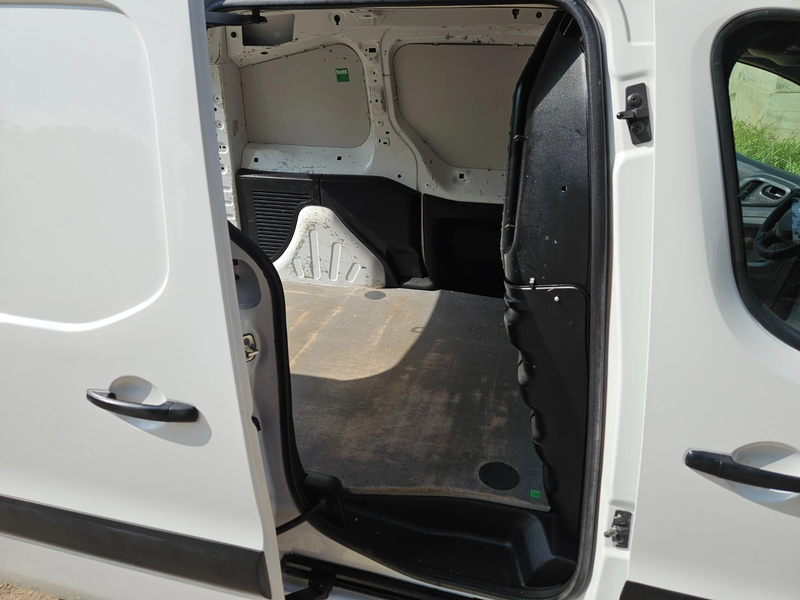 Peugeot Partner 1.6 HDI  | Mobile.bg   11