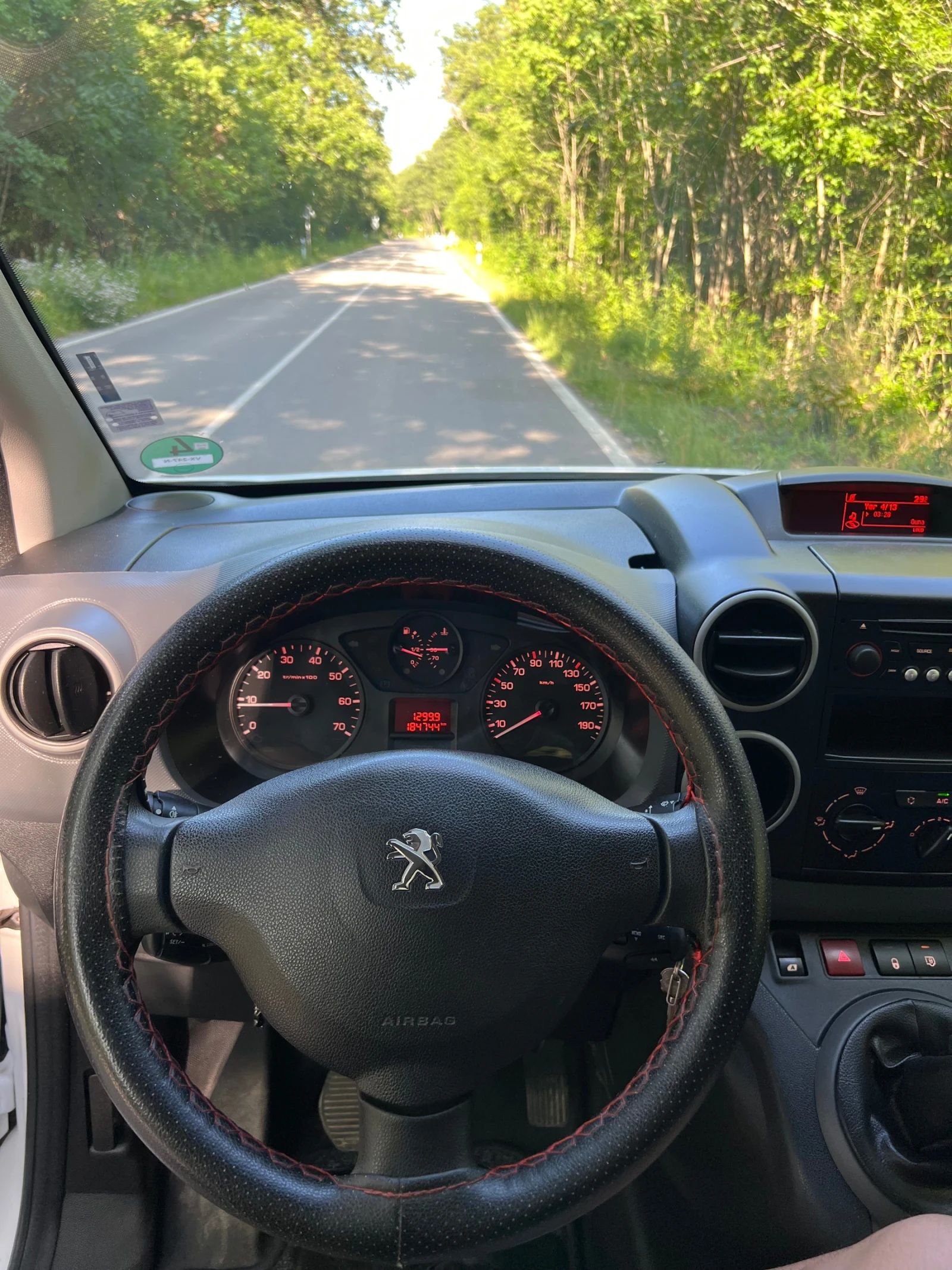 Peugeot Partner  - изображение 7
