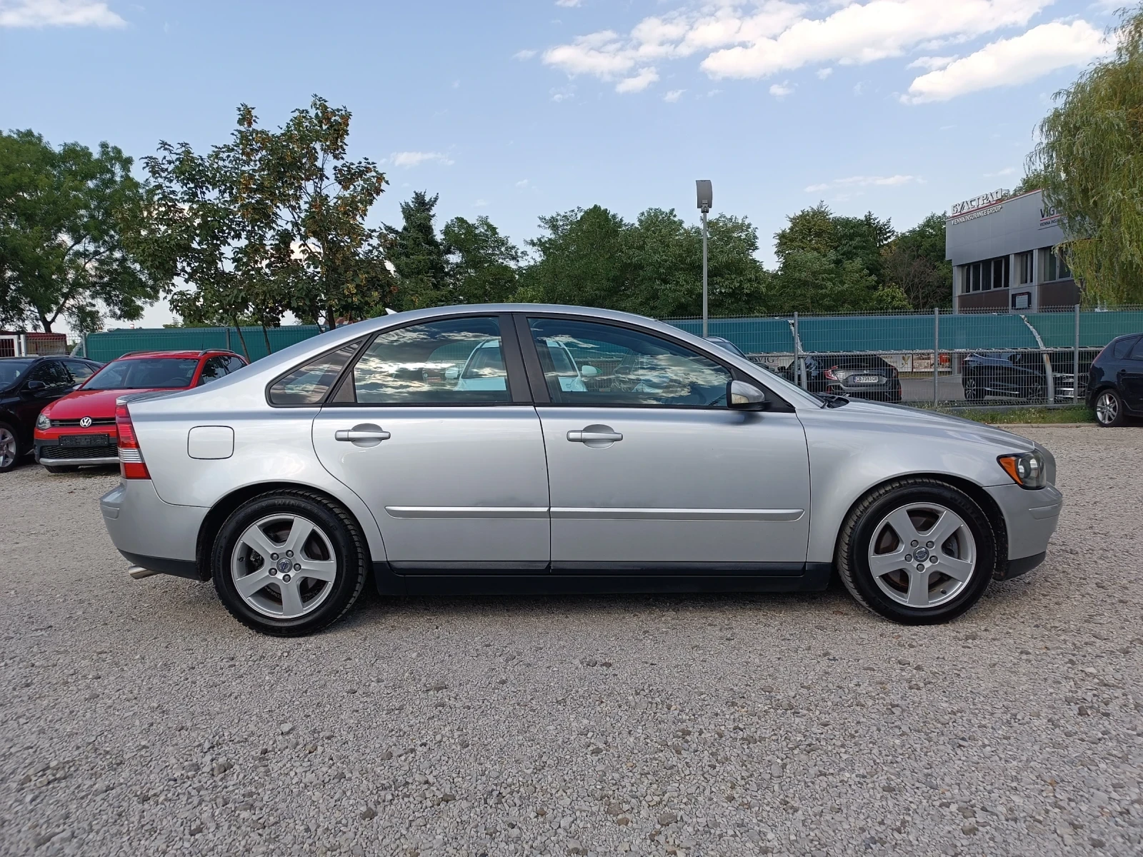 Volvo S40 2.5 I. T 5 - изображение 6