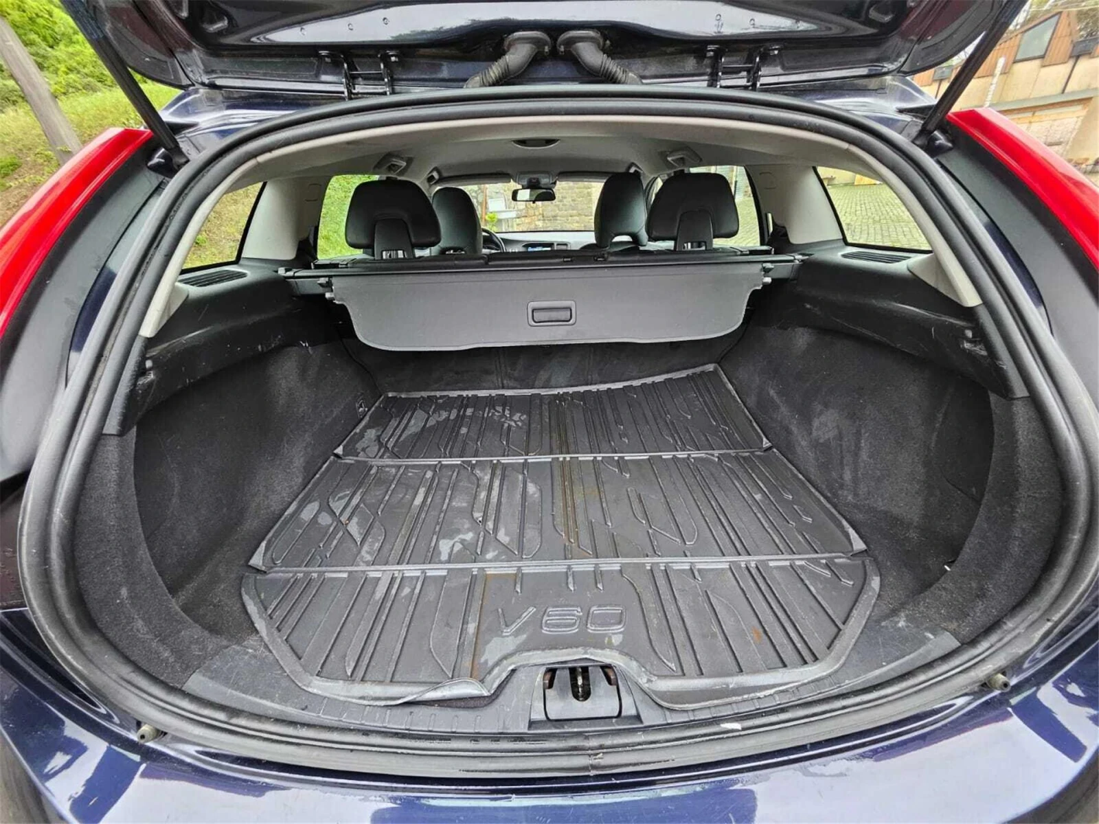 Volvo V60 D3 Kinetic - изображение 8