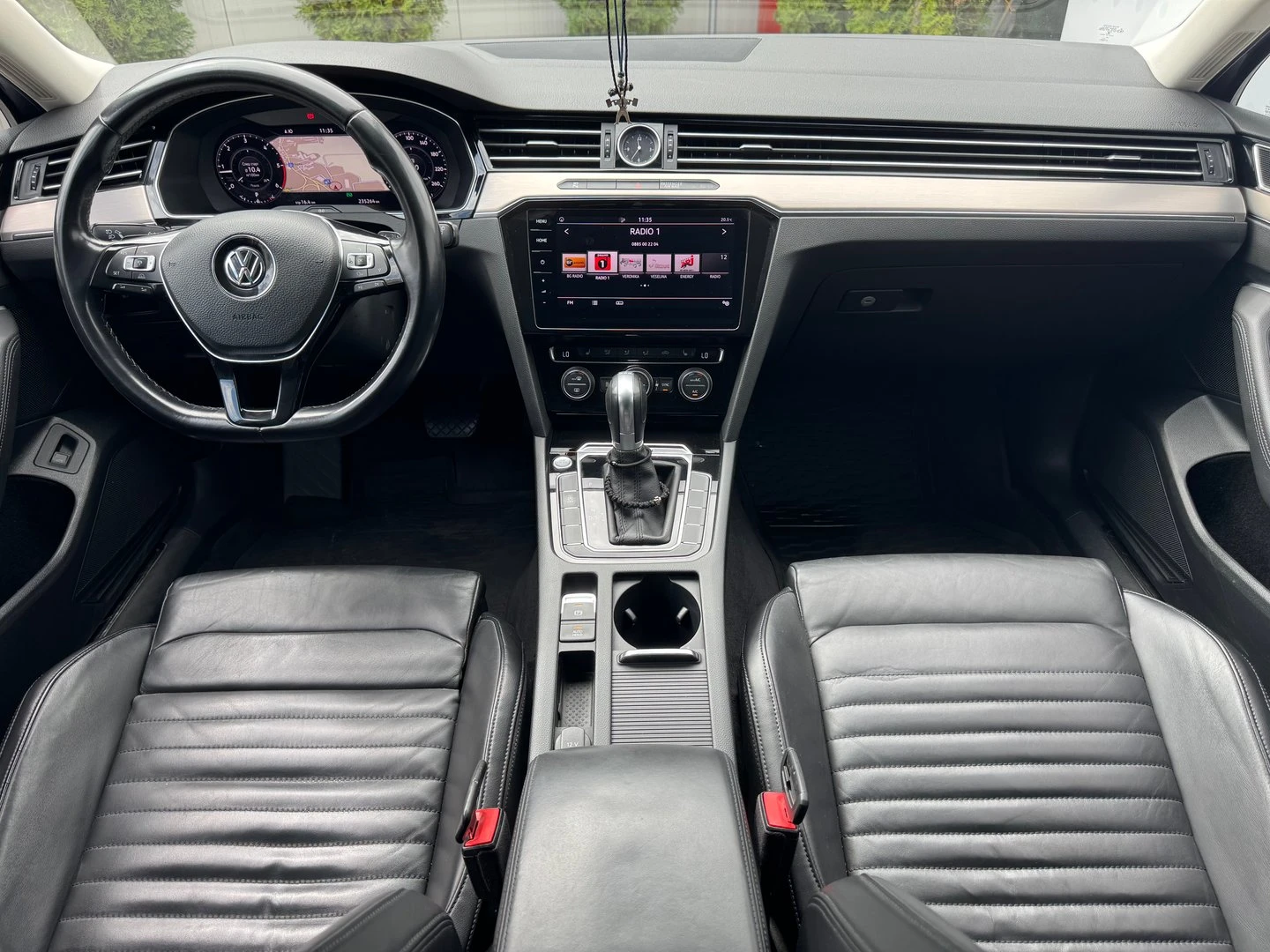 VW Passat HL 2.0TDI SCR BMT 4MOTION - изображение 10