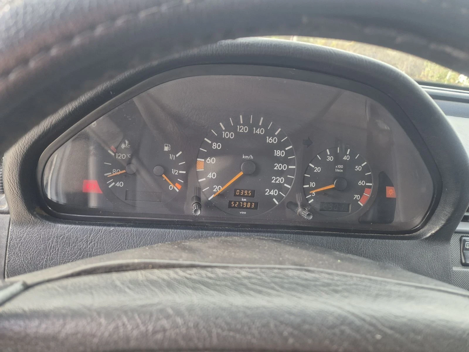 Mercedes-Benz C 220  - изображение 4