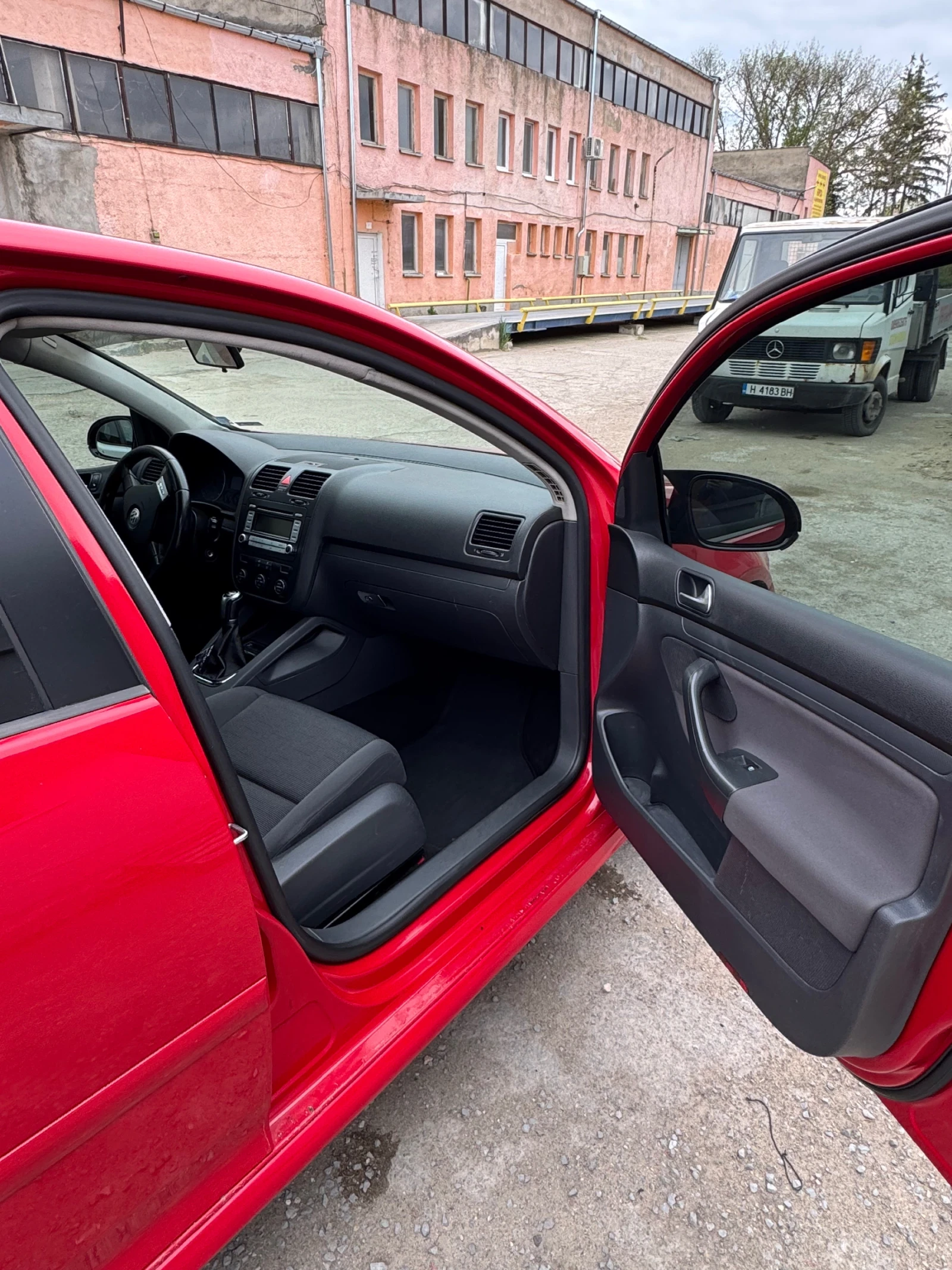 VW Golf  - изображение 10