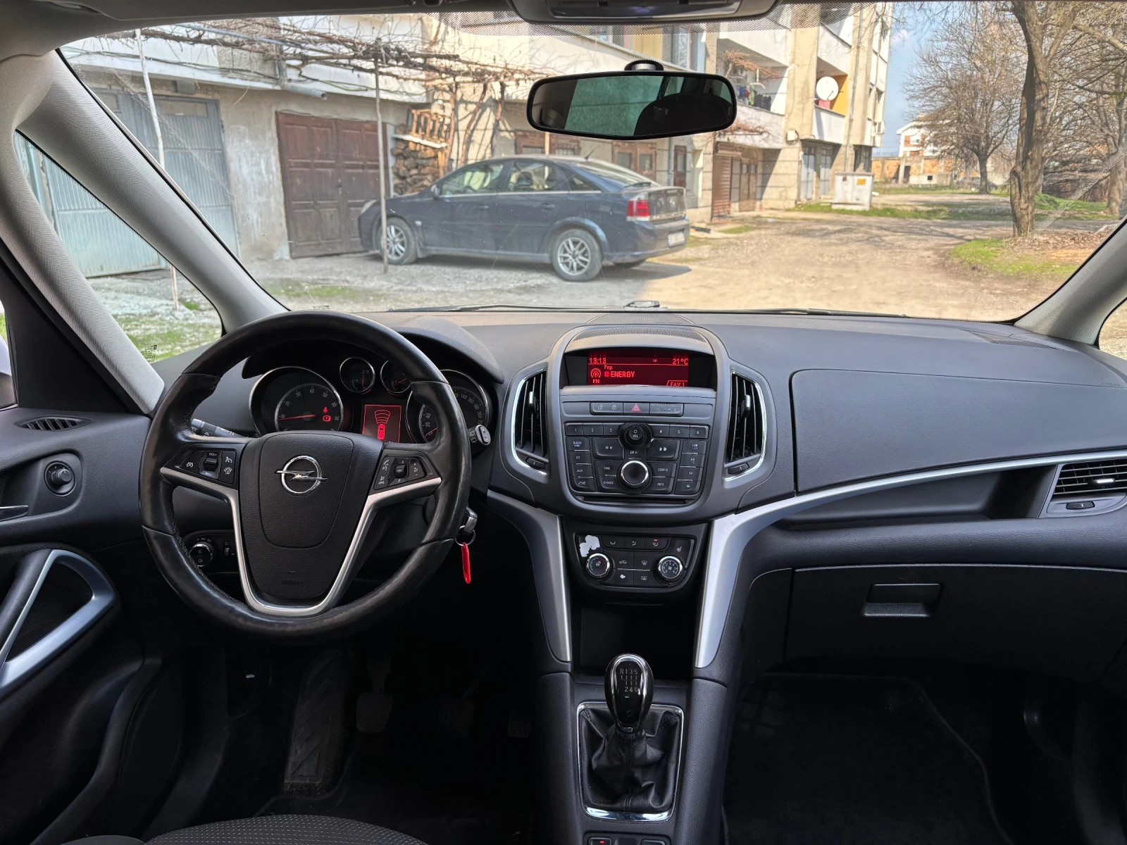 Opel Zafira Tourer Ti 140к.с. Евро5, снимка 9 - Автомобили и джипове - 53736373