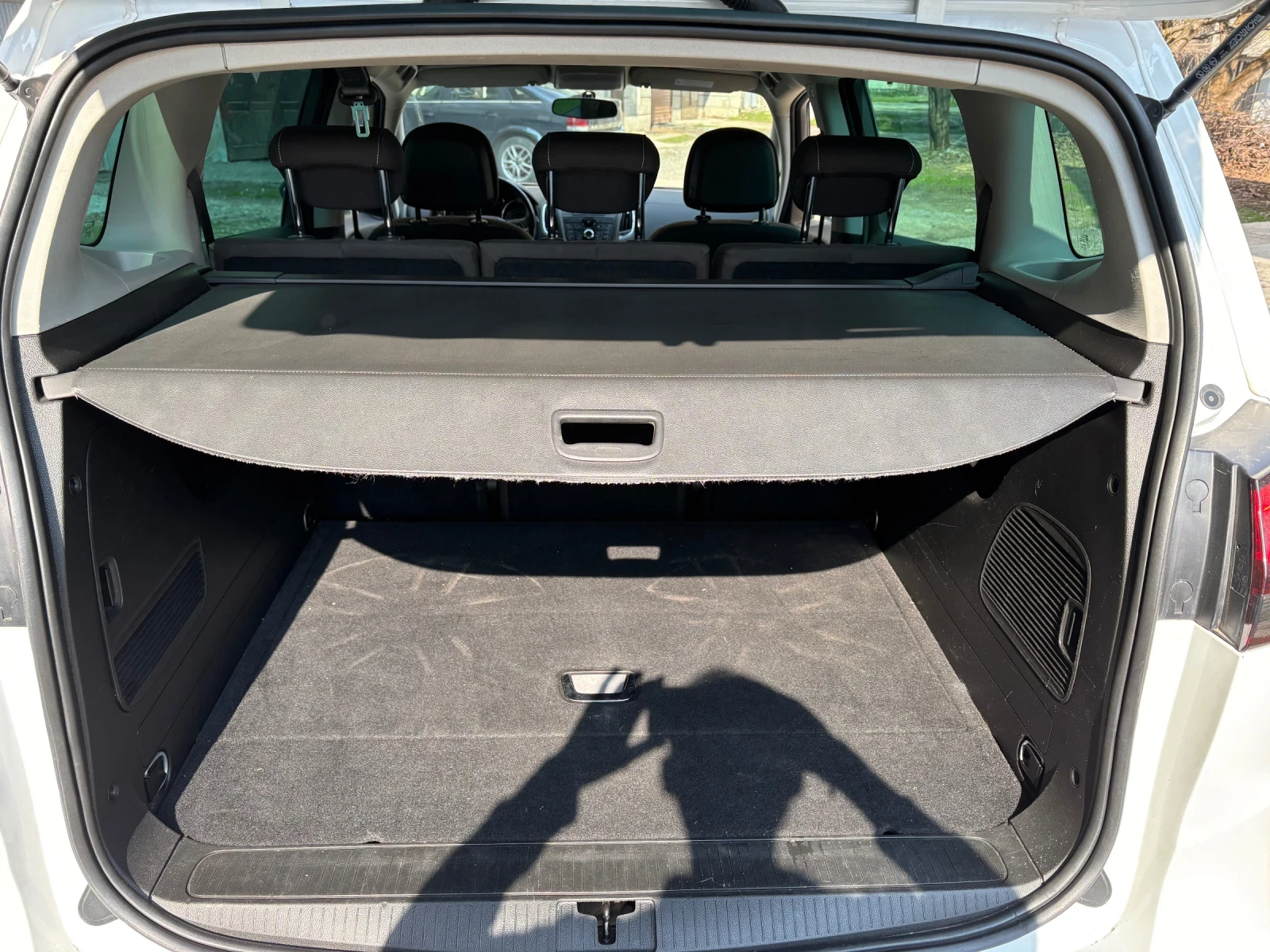 Opel Zafira Tourer Ti 140к.с. Евро5, снимка 14 - Автомобили и джипове - 53736373