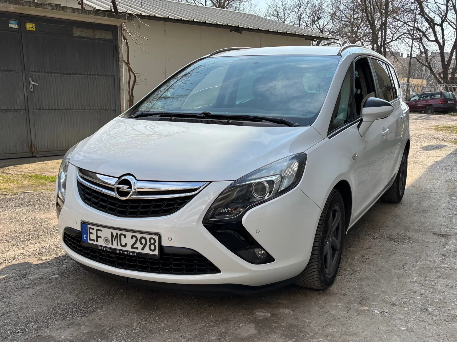 Opel Zafira Tourer Ti 140к.с. Евро5 | Auto.bg — изображение 1