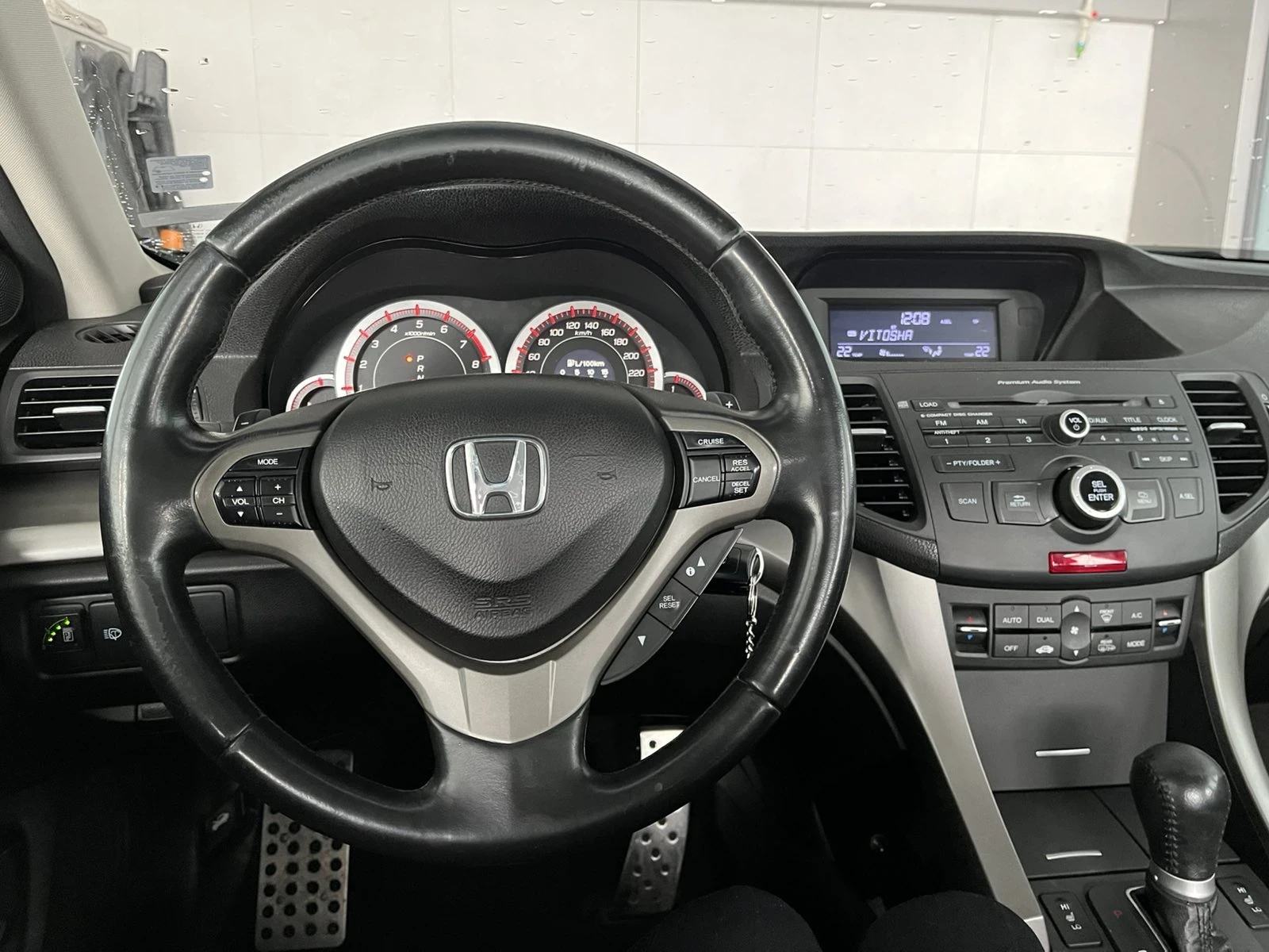 Honda Accord  2, 4 бензин/газ , снимка 9 - Автомобили и джипове - 54010174